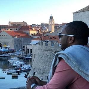 Meet your Posher, Vernon